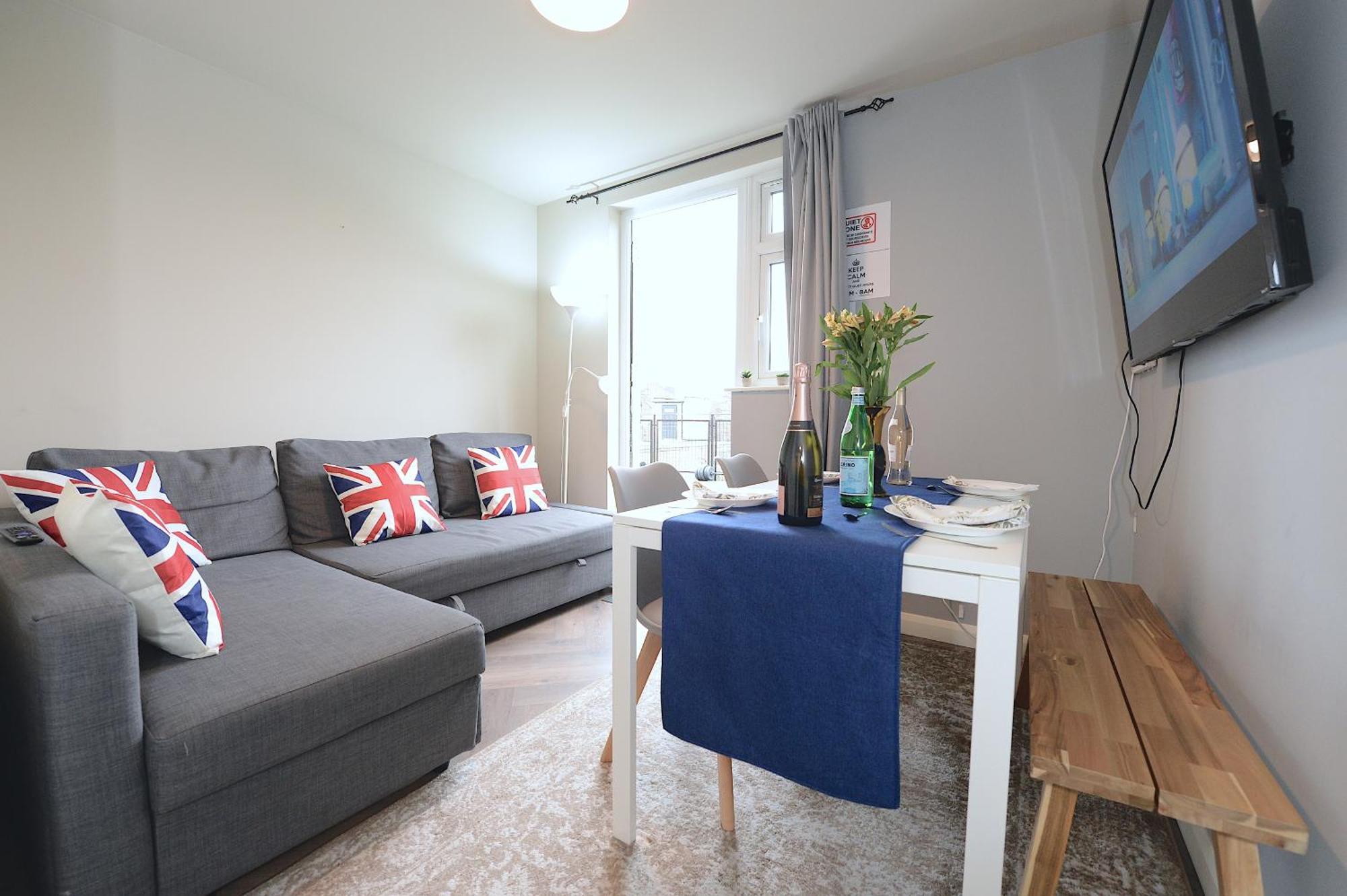 2 Bedroom Flat In Wood Green Piccadilly Line 伦敦 外观 照片
