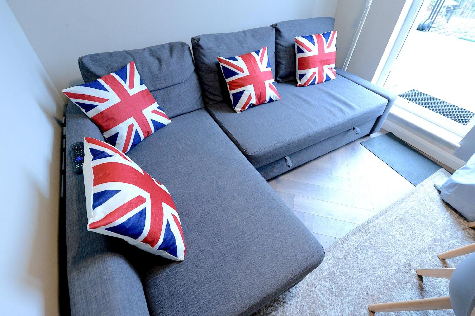 2 Bedroom Flat In Wood Green Piccadilly Line 伦敦 外观 照片