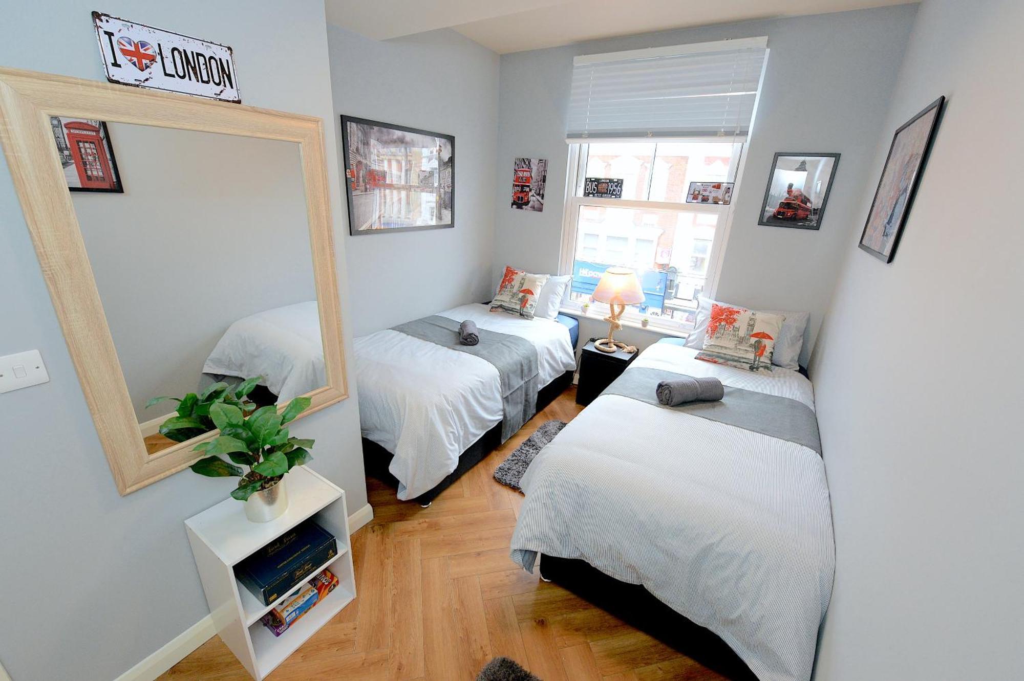 2 Bedroom Flat In Wood Green Piccadilly Line 伦敦 外观 照片