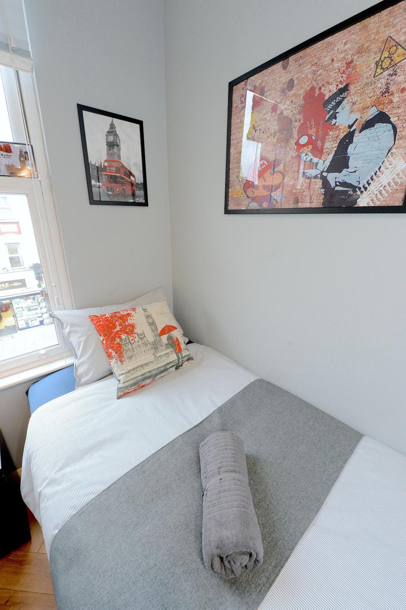2 Bedroom Flat In Wood Green Piccadilly Line 伦敦 外观 照片